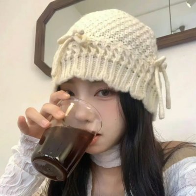 换妆游戏海报