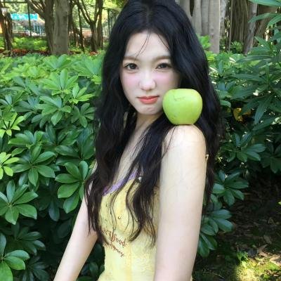 艾薇和豆豆：鬼怪快快走海报